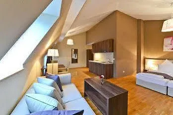 Empress Boutique Hotel Mnichov 3*,  Německo