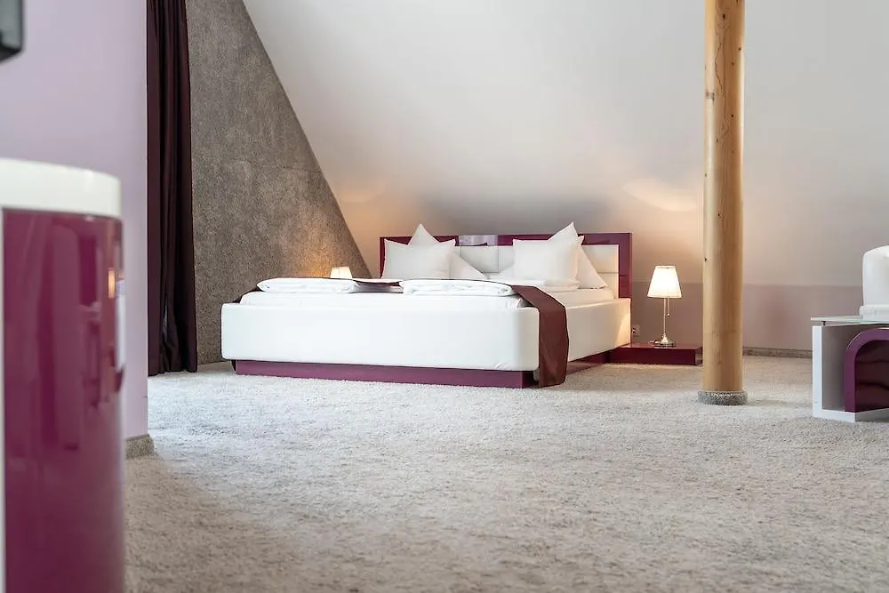Empress Boutique Hotel Munich