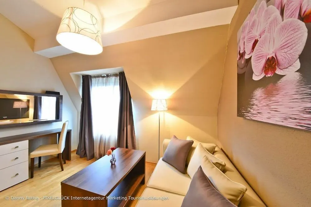 Empress Boutique Hotel 3*, Munich Germany