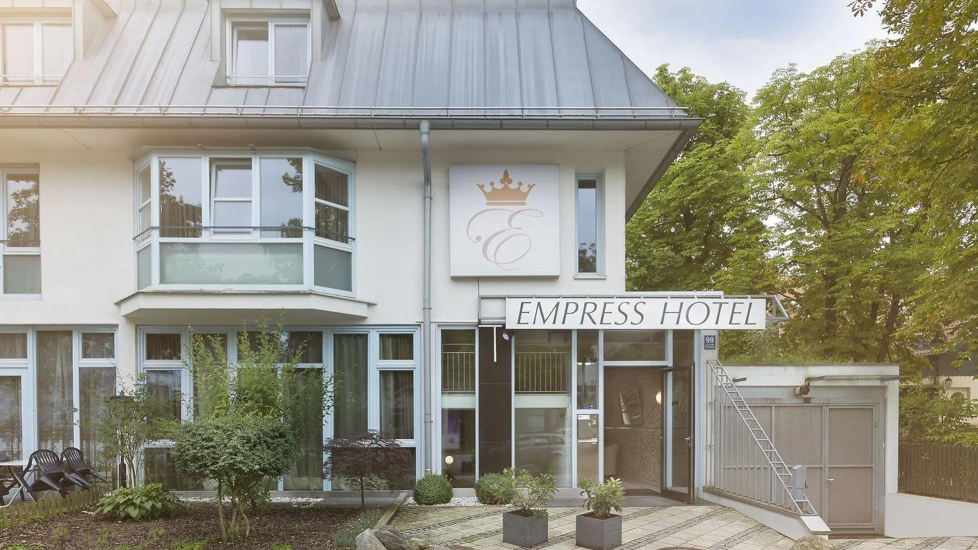 Empress Boutique Hotel Munich